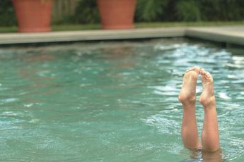 Pointed toes give underwater handstands a nice finishing touch.