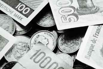 Futures and options are two different ways to trade currencies.