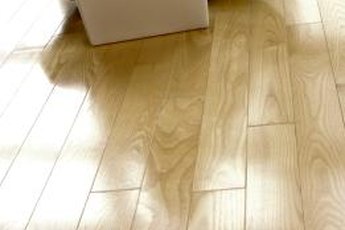 Engineered hardwood flooring is a veneer of hardwood over plywood or HDF.