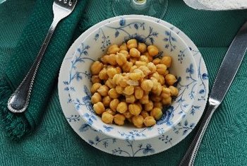 chickpeas sprouted nutrition creamy interiors light healthy