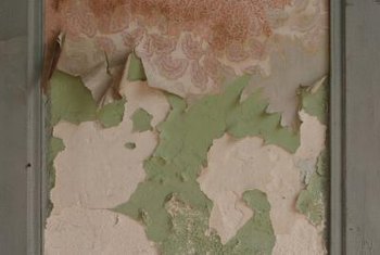 How to Remove Wallpaper With Goo Gone