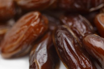 dates healthy vitamins minerals naturally fiber sugar