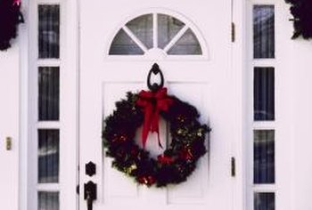 How To Hang Evergreens Around The Doorway Home Guides Sf