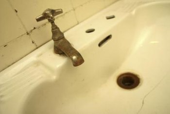 How To Repair A Crack In A Bath Home Guides Sf Gate