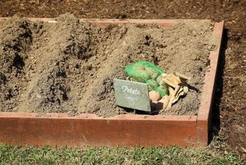 Soil Mixture Instructions for Wooden Grow Boxes | Home ...