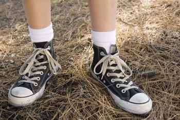 bleaching tennis shoes