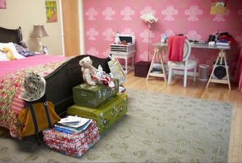 Hints On A Children S Bedroom Layout Home Guides Sf Gate
