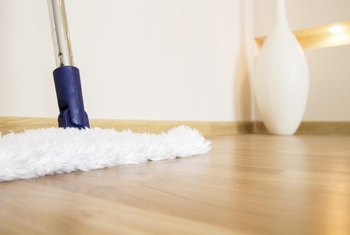 What Household Cleaners Can Be Used To Wash A Hardwood Floor