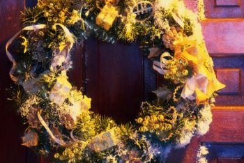 How To Decorate A Wreath With Vintage Gift Ribbon Home Guides