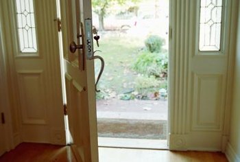 How To Cover A Sidelight Window Home Guides Sf Gate