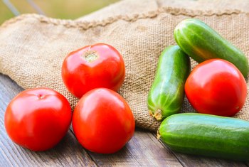 How to Plant Cucumbers With Tomatoes | Home Guides | SF Gate