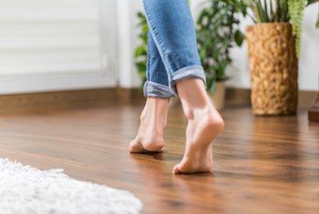 how to prevent scuff marks on floors