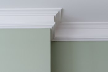 Is Crown Molding Supposed To Be The Same Color As Ceiling
