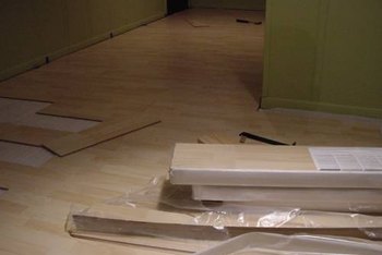 How to Remove 2 Sided Tape From Laminated Flooring | Home ...