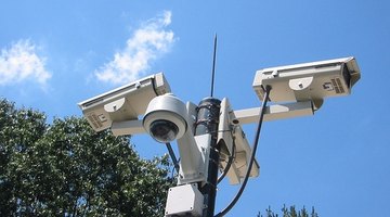 https://img-aws.ehowcdn.com/360x200/cpi.studiod.com/www_ehow_com/i.ehow.com/images/a05/9e/26/pros-cons-surveillance-cameras-school-1.1-800x800.jpg