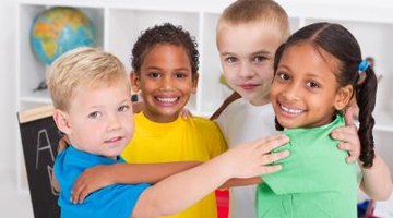 preschool children making groups of four