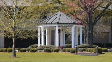  Nido and Mariana Qubein Garden House.