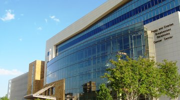  Stephenson Cancer Center, University of Oklahoma Health Science Center, Oklahoma City, OK, USA