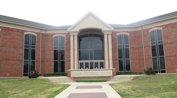 The Parker Academic Center at UMHB opened in 2002.