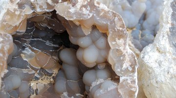How to Tell the Difference Between a Geode & a Nodule