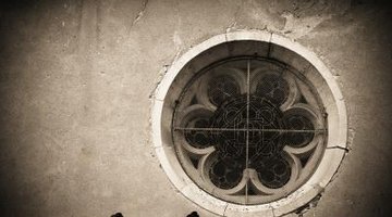 How to Find the Radius of a Circle With the Midpoint