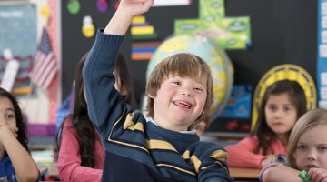 Advantages & Disadvantages to Mainstreaming Special Education Children