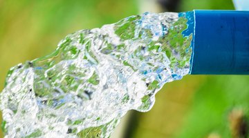 Difference Between Water Pressure & Air Pressure