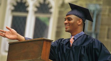 How to Write a Greeting for a Graduation Speech