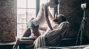 ¡Auch! Las 4 posiciones sexuales más peligrosas para los hombres