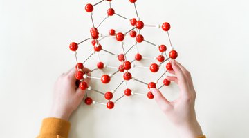 Similarities & Differences Between Ionic & Covalent