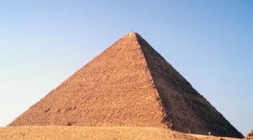 How to Calculate Pyramid Angles