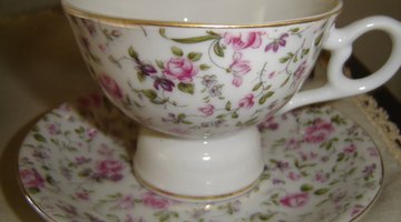 Porcelain cups and saucers were favoured by European high society.