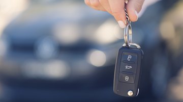 ¿Cómo sacar la registración de un carro y puedo ponerlo a mi nombre?