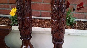 VIctorian bed frame detail