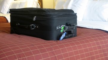 How to Build a Luggage Stand