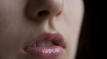 ¿Qué problemas de salud indican los labios agrietados?