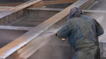 Sandblasting steel