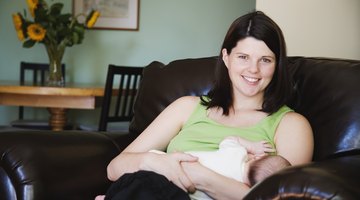breast pump to increase milk supply for breastfeeding mother