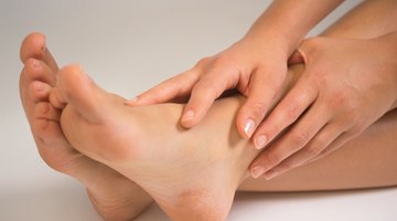 Cómo eliminar la hinchazón de pies después de una cesárea