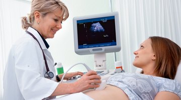 Pregnant woman having a sonogram