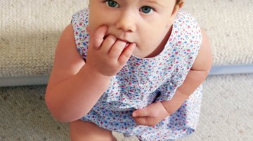 ¿Cuánto tardan en emerger los molares de un bebé?