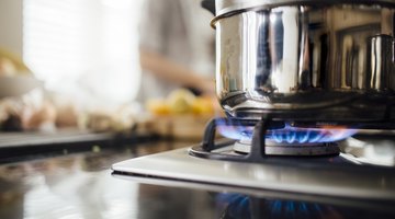 How to Clear an F9 Error From a Frigidaire Stove