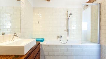 What Is the Size of a Standard One Piece Shower Tub?