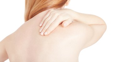 Causas del dolor en la espalda debajo del omóplato derecho