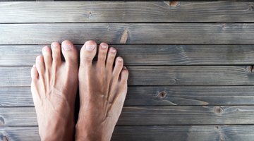 ¿Cuáles son las causas de una sensación de ardor en los dedos de los pies?