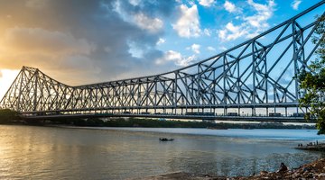 How to Build a Cantilever Bridge