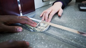 Cómo cobrar un cheque sin necesidad de una identificación