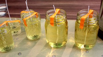 Pour the wax in the containers