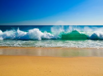 How Breakers Form in the Sea