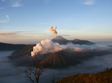 Students find volcanoes interesting, making for an engaing science project.